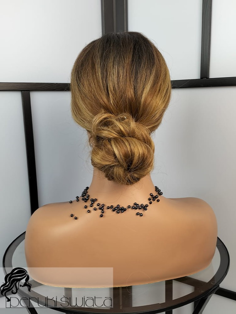 Lekka peruka syntetyczna Maraia, mix ciepłych blondów, fale