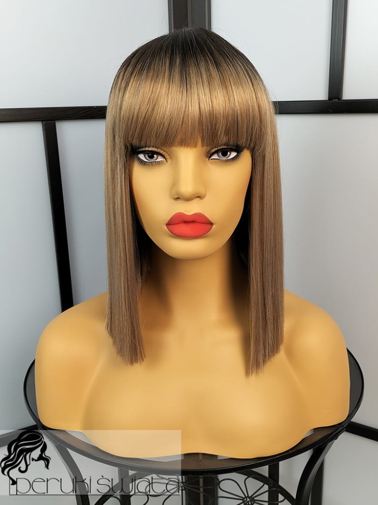 Peruka syntetyczna Loreta, long bob z grzywką, blond