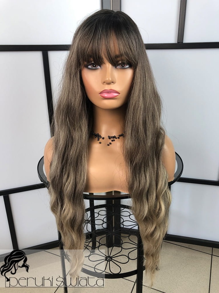 Model Clara, peruka z kanekalonu, kolor: szatyn brąz na odroście i z blond końcami, fale