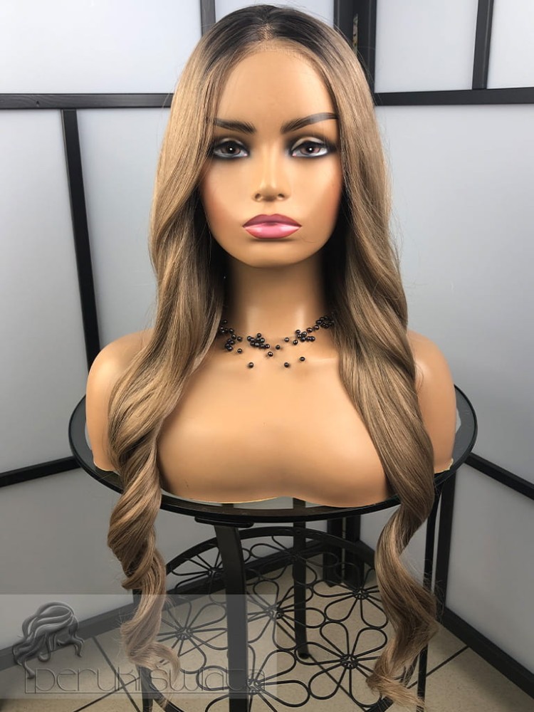 Peruka syntetyczna, model Magda, kanekalon termoplastyczny, full lace front,  kolor: mix chłodnych blondów  