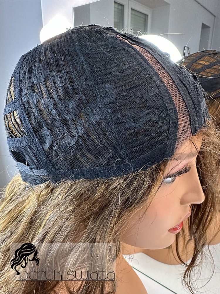 włosy naturalne fale półdługie ciemny blond