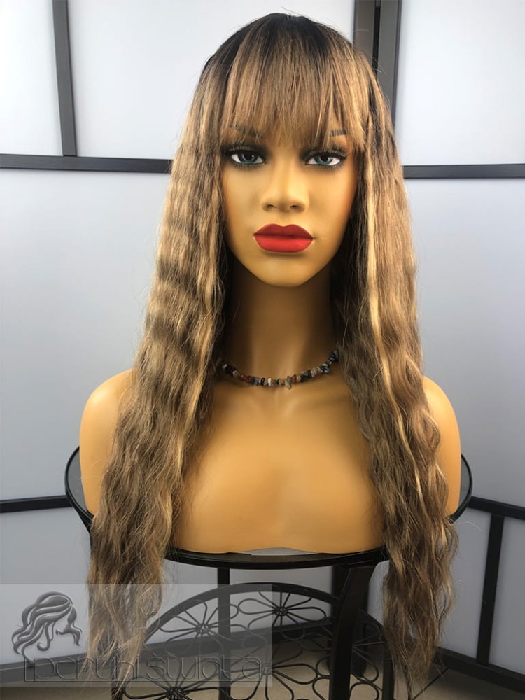 Peruka syntetyczna Giselle, kanekalon typu:„ true hair", mix słowiańskich blondów z lekkimi refleksami na odroście 