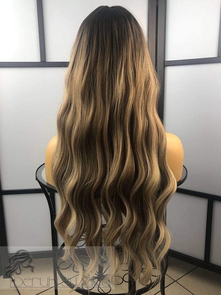 peruka długa z grzywką fale chłodny blond