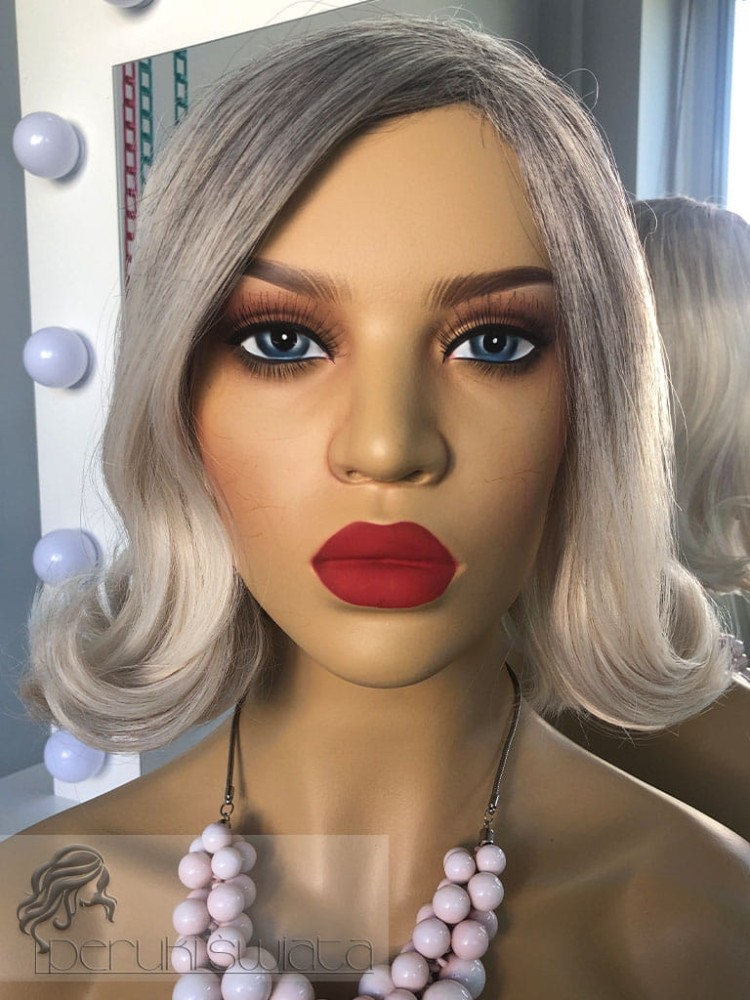 Peruka syntetyczna, model  Everly, platynowy blond na odroście