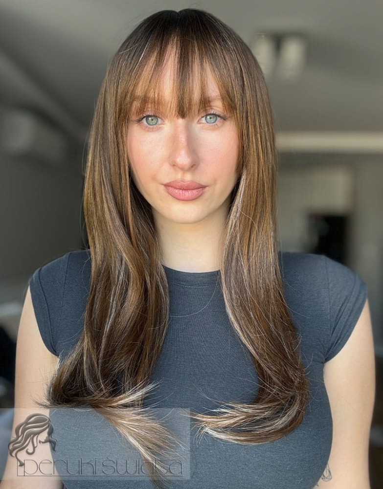 Model Norah, peruka syntetyczna z kanekalonu typu "true hair", kolor: jasny brąz z refleksami