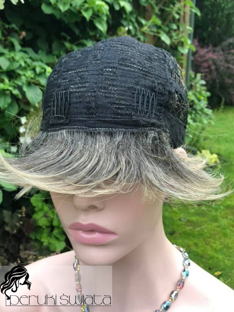 krótka peruka syntetyczna typu pazurki blond na odroście