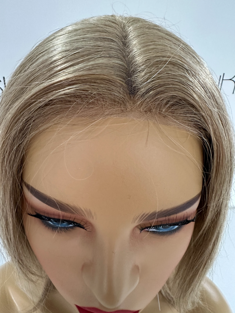 peruka naturalna bob blond