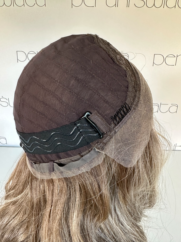 peruka syntetyczna długa fale tkana ręcznie na siatce (w koronie) mix chłodnych blondów