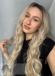 Peruka syntetyczna Nairobi, czepek typu: full lace, kanekalon termoplastyczny, mix jasnych blondów na odroście