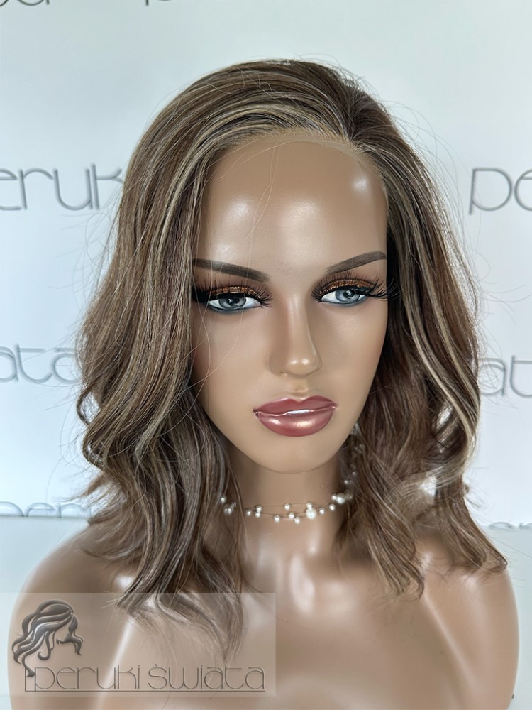 Peruka syntetyczna, model Dalia, monotop, ciemny blond z refleksami