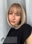 Peruka syntetyczna Diva, bob, kolor: mix biały blond z średnim, ciepłym blondem