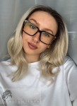 Peruka syntetyczna  Catalina, czepek typu: full lace, kanekalon termoplastyczny, mix jasnych blondów na odroście