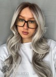Peruka syntetyczna Amor, czepek typu: full lace, kanekalon termoplastyczny, balayage: platynowy blond z średnim blondem na odroście w tonacji 